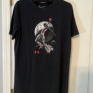 UNDER ARMOUR Youth T-shirt - size YXL